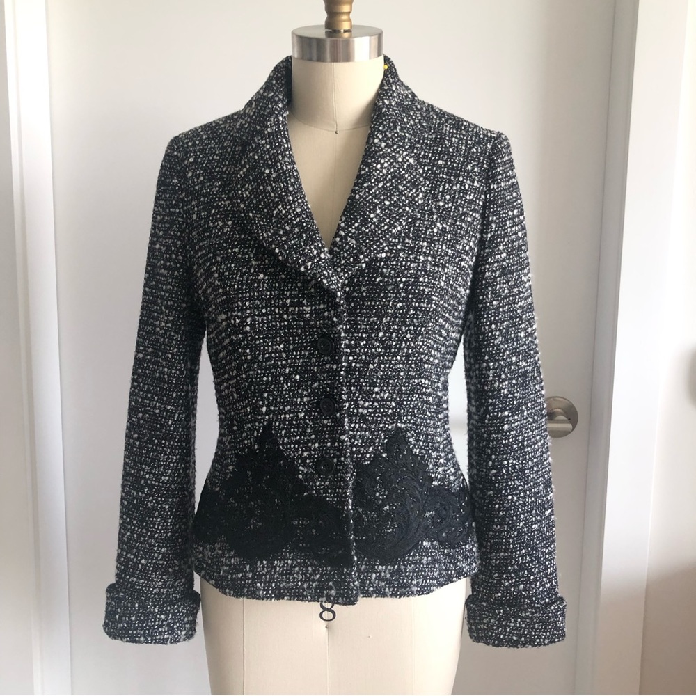 ESCADA Wool Tweed Gray Blazer Lace Decal